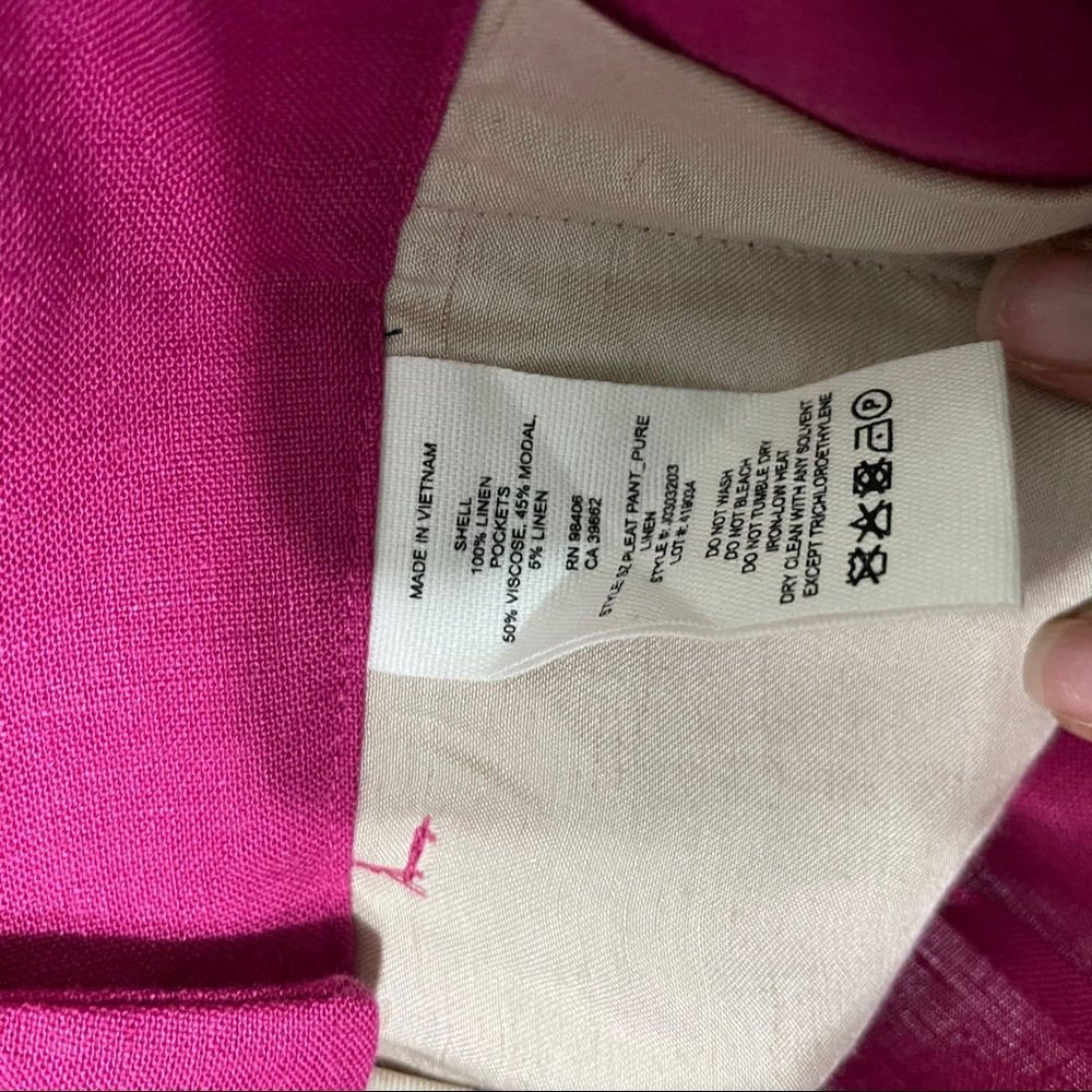Theory Pleated Pants - Picture 9 of 11
